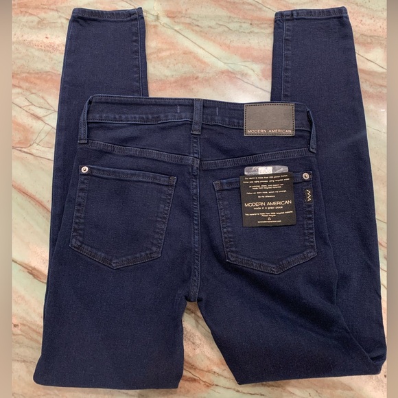 Modern American new jeans - Picture 1 of 1